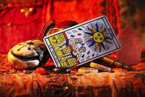 El Tarot y el Amor ¿Qué Pueden Revelar las Cartas sobre tus Relaciones ...