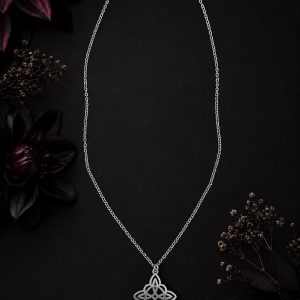 Collar Amuleto - El Nudo de la Bruja
